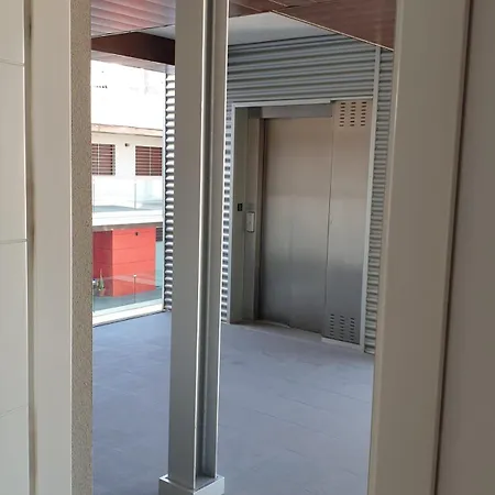 Superb Penthouse In פואנגירולה